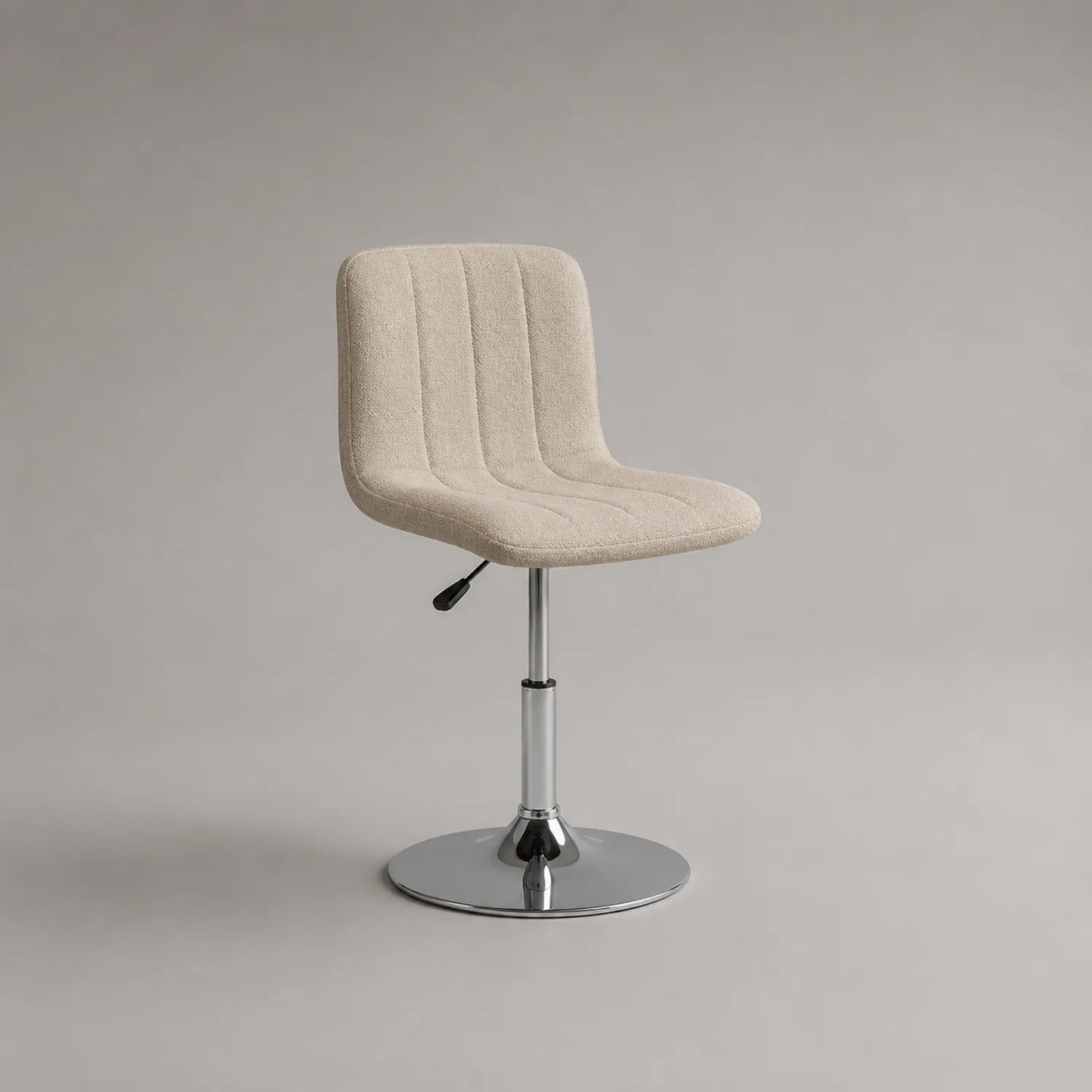 Höhenverstellbarer Stuhl aus Stoff und Metall in Beige